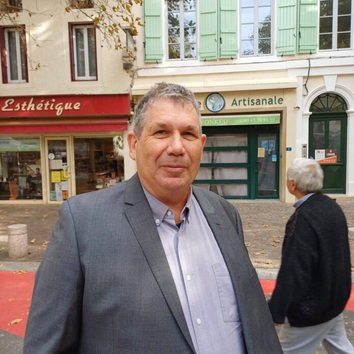Franck Cimpello, candidat aux élections municipales de Valence d'Agen 2026
