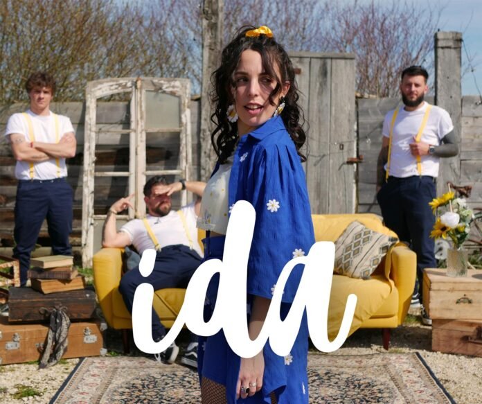 Groupe IDA Ida Chetritt ukulélé électro-acoustique concert Espace des Augustins Montauban 2026